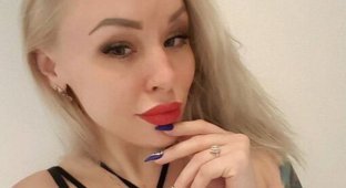 Российская порноактриса Лола Тейлор (Любовь Бушуева) заявила, что стала жертвой группового изнасилования (14 фото + видео)