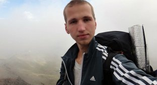 Московского путешественника, который пропал два года назад, нашли мертвым и прикованным наручниками (2 фото)