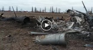Возле Макарова Киевской области военные очередной сбитый российский вертолет Ми-8