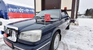 "Москвич" Лужкова продают по цене нового Mercedes-Benz S-класса (8 фото)