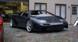 Lamborghini Diablo VT 6,0 из 1988 Pontiac Fiero (35 фото)
