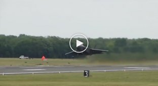 США разместят в Европе современные истребители F-22 Raptor