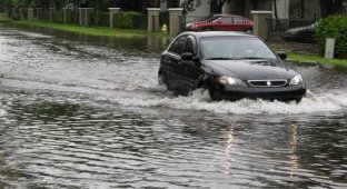  Наводнение в Майами (11 Фото)
