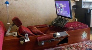 Компьютерный диван своими руками (4 фото)