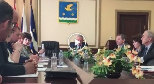 Подмосковных депутатов возмутило присутствие на заседании обычного гражданина