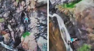 15-летний австралийский подросток смог выжить после падения с 20-метровой скалы (3 фото + 1 видео)
