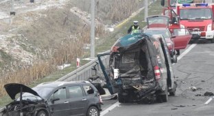 Два польских водителя дрались на трассе – их насмерть сбил белорусский дальнобойщик (2 фото)