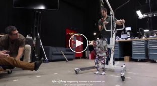 Компания Disney создала танцующего роботизированного Грута