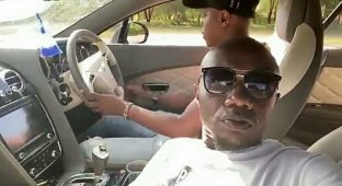 Bentley и понты: авария в прямом эфире из Кении (4 фото + 1 видео)
