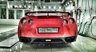Откровение владельца Nissan GT-R (6 фото)