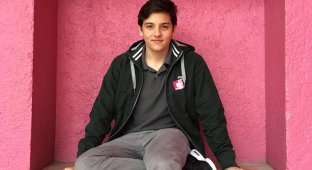 Мексиканский подросток изобрел лифчик, диагностирующий рак груди (8 фото + 1 видео)