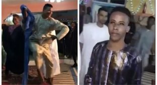 Религия запрещает: танцоры получили по два года тюрьмы за подражание женщинам (3 фото)