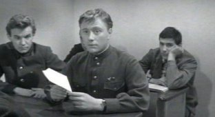 Первые роли в кино любимых советских актёров (30 фото)