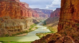 13 каньонов, пейзажи которых заставляют затаить дыхание (27 фото)