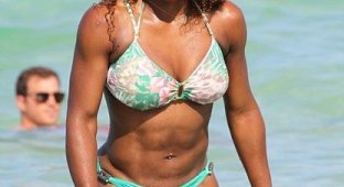 Серена Уильямс на отдыхе в Майами (14 фото)