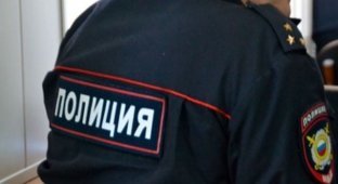 Проститутка в Подмосковье ударила ножом полицейского, который ее заказал