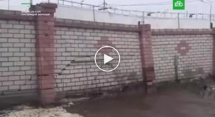 Затопленный Воронеж после прорыва трубы метрового диаметра