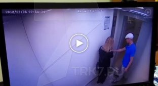 В Красноярске мужчина заступился за девушку и был жестоко избит в лифте
