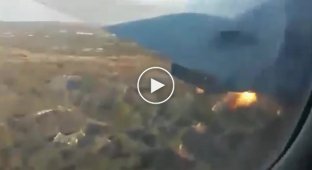 Видео падения самолета в ЮАР, которое было снято пассажиром