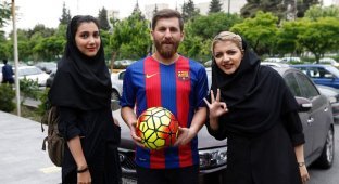 Иранского двойника Мессии обвиняют в совращении 23 девушек (6 фото)