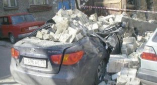 Питерские автомобили под завалинами (7 фото)