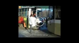 Лобовое столкновение трамваев