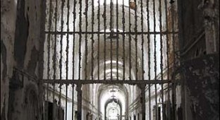 Восточная государственная тюрьма, Филадельфия, США (14 фото)