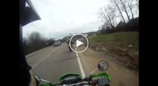 Человек который не любит мотоциклистов