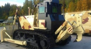 Бронированный бульдозер Б10М2.5000СЗ-Е1Н от Челябинского тракторного завода (4 фото)