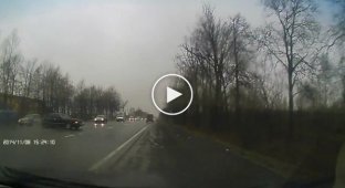 6 автомобилей столкнулись на Московском шоссе
