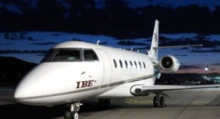 Тимошенко потратила около 10 тыс. евро на перелет в Херсон на частном самолете, – журналист