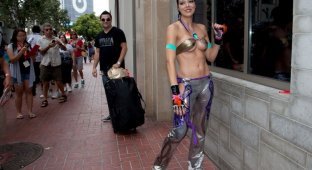 Самые сексуальные костюмы фестиваля «Comic-Con 2012» (40 фото)