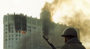 Расстрел Дома Советов 4 октября 1993 года (39 фото)