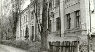 66 лет назад в Киеве был введен в действие первый в СССР и Европе компьютер (3 фото)