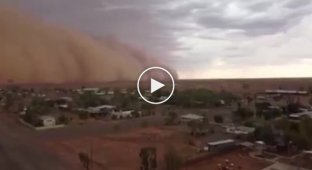 Красивые кадры. Австралийский штат Квинслэнд накрыла огромная песчаная буря