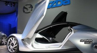 Fuso Canter и  Mazda Taiki Concept