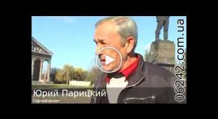 Украинец самостоятельно отремонтировал разбиты дороги в городе
