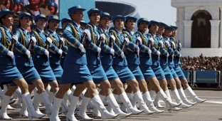 Степные амазонки: Девушки из армии Казахстана (34 фото)