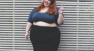 Ни грамма стеснения: девушки с лишним весом смело надевают короткие топы, не смущаясь своих больших животов (21 фото)