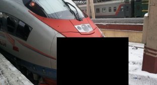 Как РЖД рихтует поезда (2 фото)
