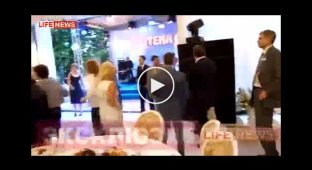 Полное видео с танцами Медведева