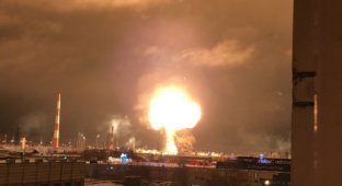 На нефтеперерабатывающем заводе "Лукойла" в Ухте произошел взрыв (2 фото + 2 видео)