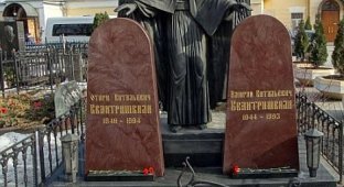 Памятники авторитетам 90-х на московских кладбищах (13 фото)