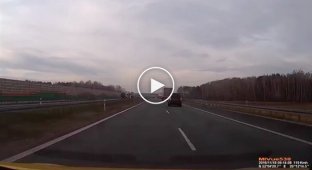 В Польше Land Rover врезался в тягач