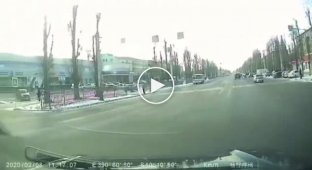 В Воронеже столкнулись пикап и маршрутный автобус