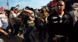 Наркокорридос: мексиканский наркошансон (20 фото)