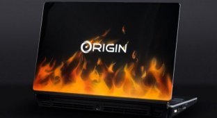 Игровой ноутбук EON18 с 18'' дисплеем (8 фото)