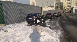 На дороги Киева выехали полицейские Фантомы