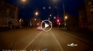 В Новокузнецке обидчивая женщина-таксист устроила ДТП