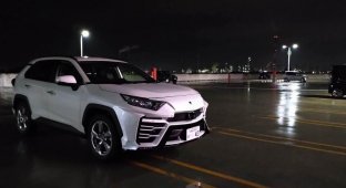 Сделайте свою Toyota RAV4 похожей на Lambo Urus при помощи нового обвеса (12 фото + 1 видео)